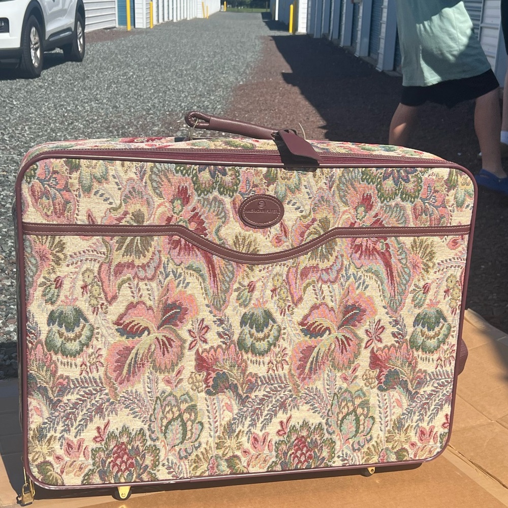 Floral Tapestry Suitcase